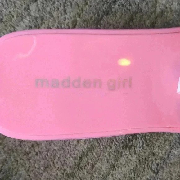 Madden Girl Palacee Women's Block Heel Slide Sandals - Picture 7 of 9